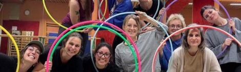 Neugierig auf Hoopdance? Jetzt kostenlos Schnuppern!